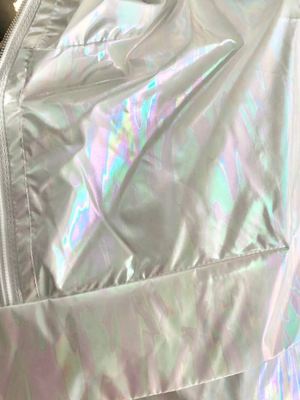 White Metallic Windbreaker Short Set Size S or L - Picture 4 of 6
